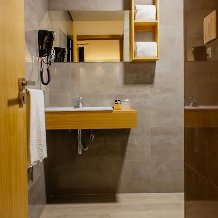 Konukevi Venceslau Wine Boutique Vila do Conde